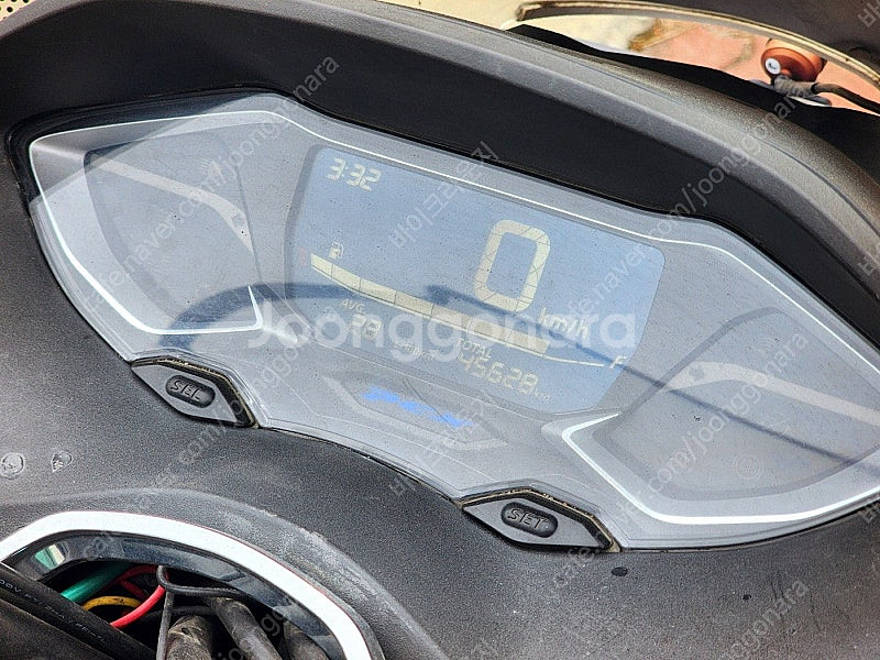 서울 21년식 PCX125 ABS 블박튜닝 팝니다--9